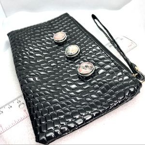 Clutch purse wristlet with 3 Handmade 20mmSnaps